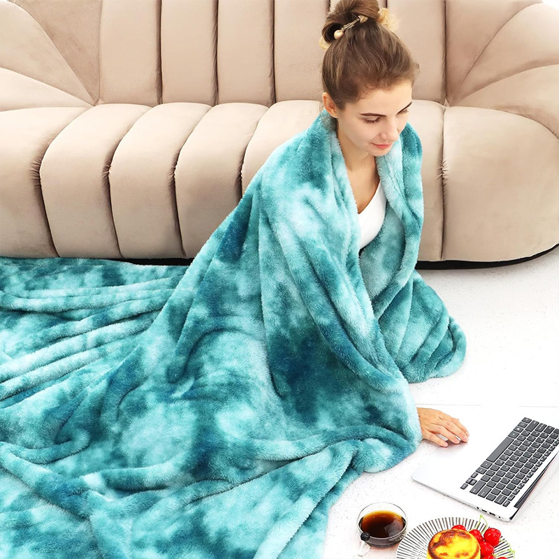 ☁️ Cozy up with this lovely blanket! Ultra-Soft Tie-Dye Plush Throw Blanket