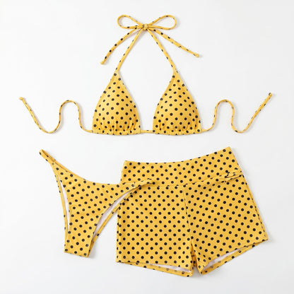 ✨Keresel stílusos nyári fürdőruhát a strandra? 🌊 Pöttyös, oldalt megkötős háromszög alakú bikini alsó – 3 részes szett