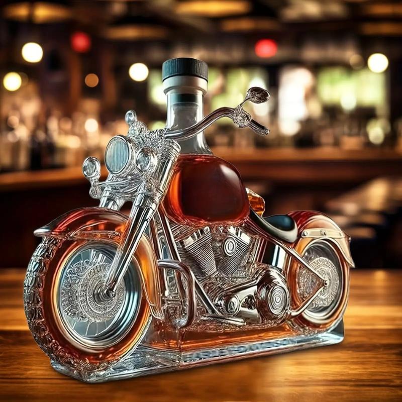 🏍️ Motorkerékpár formájú whiskysüveg – egyedi dísztárgy és italoskészlet egyben!